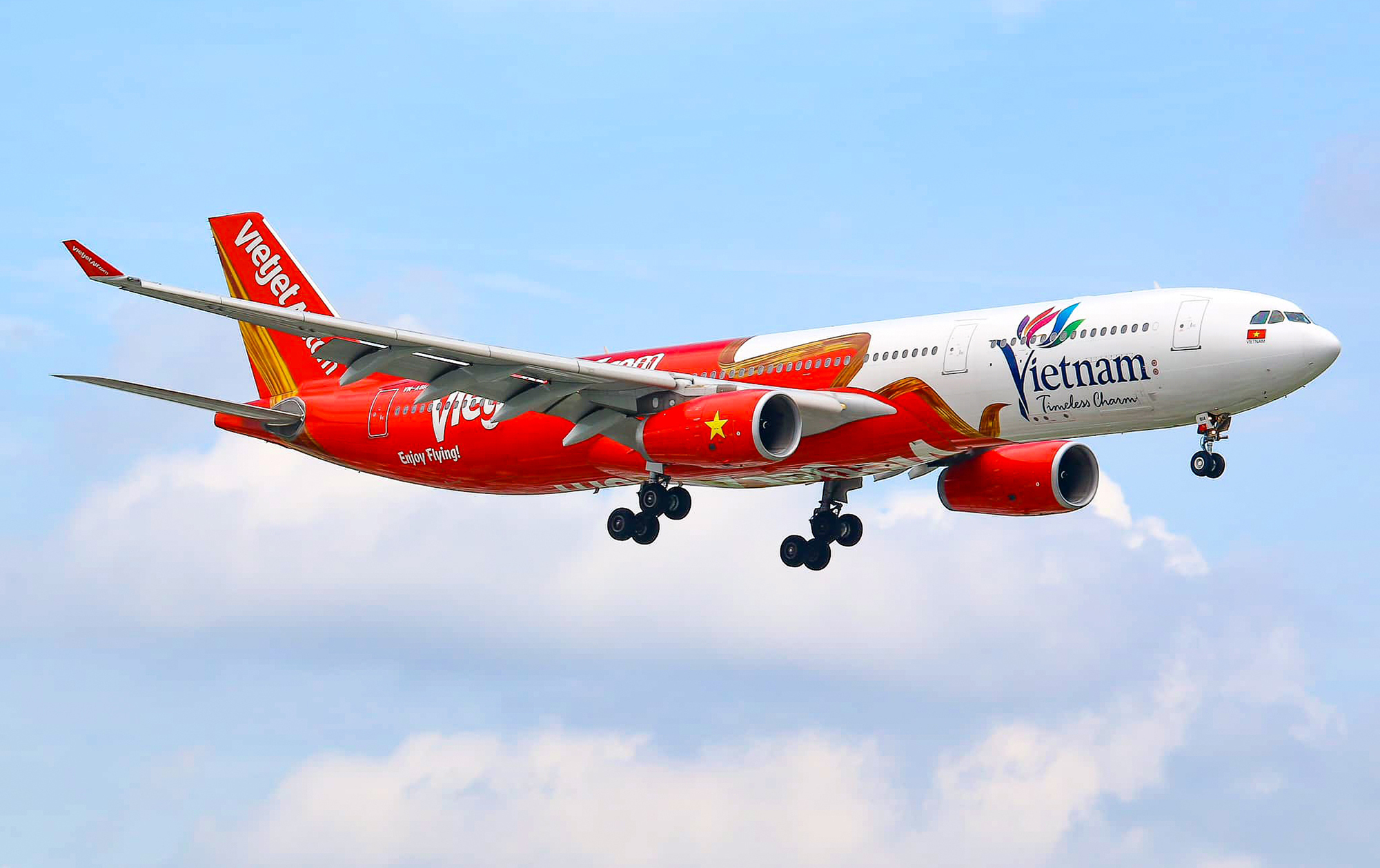 Vietjet (VJC) ghi nhận kết quả kinh doanh tích cực trong nửa đầu năm 2026 với mạng bay quốc tế mở rộng